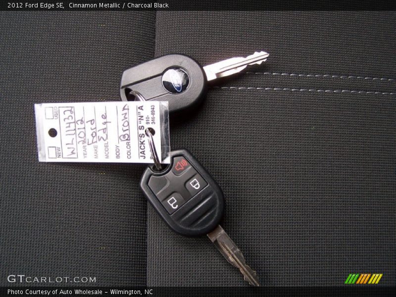 Cinnamon Metallic / Charcoal Black 2012 Ford Edge SE