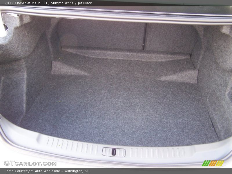 Summit White / Jet Black 2013 Chevrolet Malibu LT