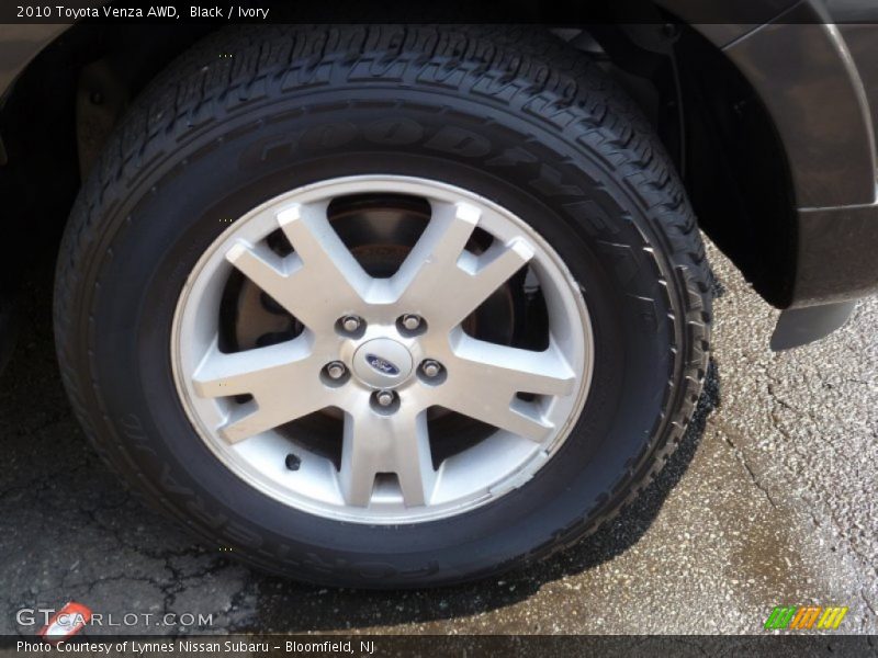 Black / Ivory 2010 Toyota Venza AWD