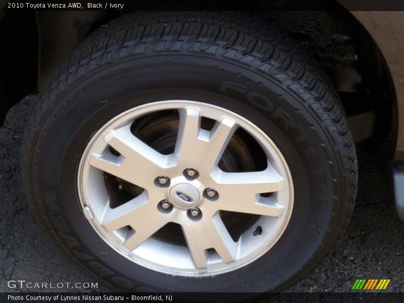 Black / Ivory 2010 Toyota Venza AWD
