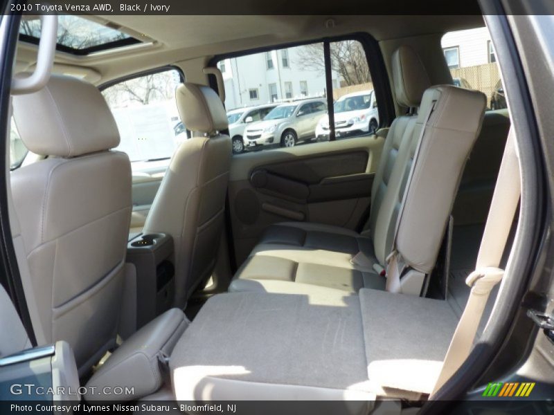 Black / Ivory 2010 Toyota Venza AWD