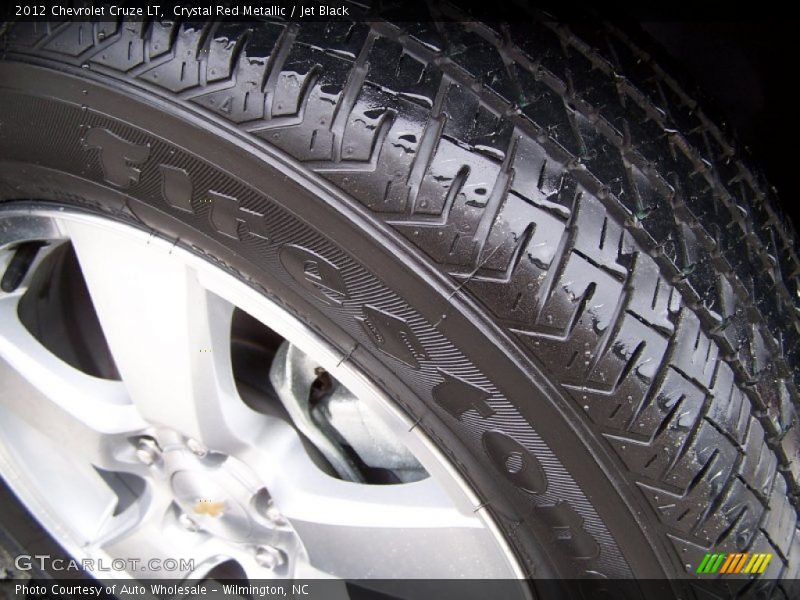 Crystal Red Metallic / Jet Black 2012 Chevrolet Cruze LT