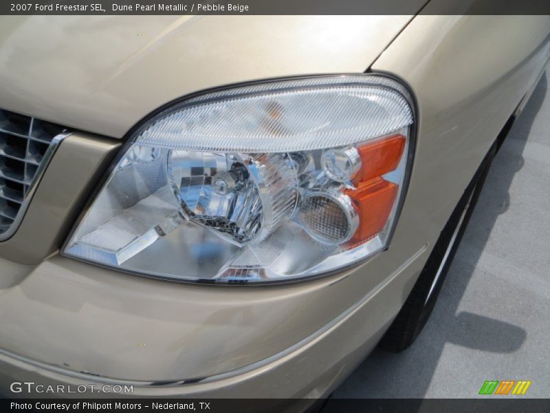 Dune Pearl Metallic / Pebble Beige 2007 Ford Freestar SEL
