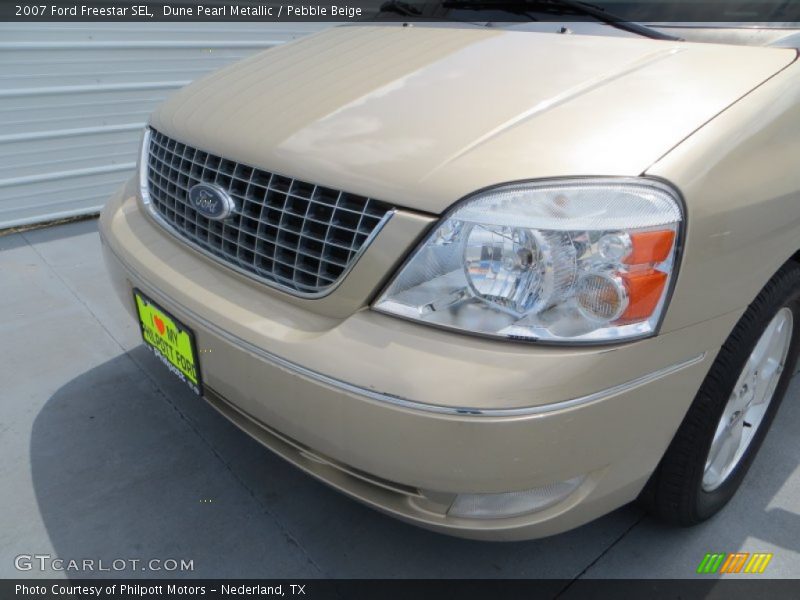 Dune Pearl Metallic / Pebble Beige 2007 Ford Freestar SEL
