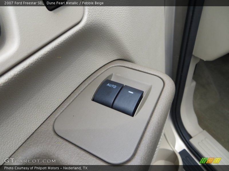 Dune Pearl Metallic / Pebble Beige 2007 Ford Freestar SEL