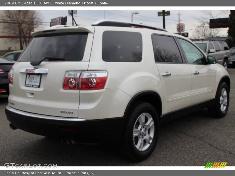 White Diamond Tricoat / Ebony 2009 GMC Acadia SLE AWD