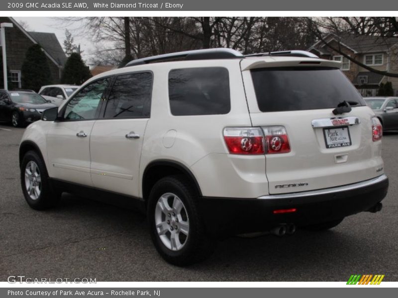 White Diamond Tricoat / Ebony 2009 GMC Acadia SLE AWD
