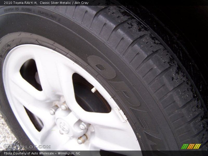 Classic Silver Metallic / Ash Gray 2010 Toyota RAV4 I4