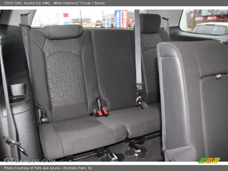 White Diamond Tricoat / Ebony 2009 GMC Acadia SLE AWD