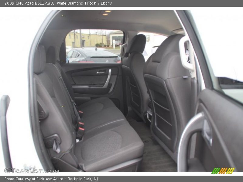 White Diamond Tricoat / Ebony 2009 GMC Acadia SLE AWD