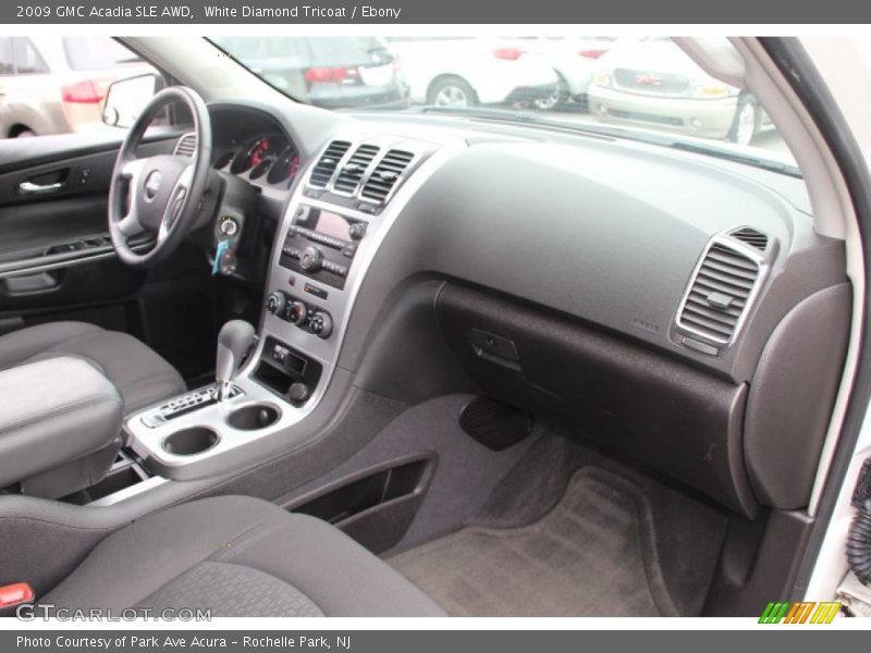 White Diamond Tricoat / Ebony 2009 GMC Acadia SLE AWD