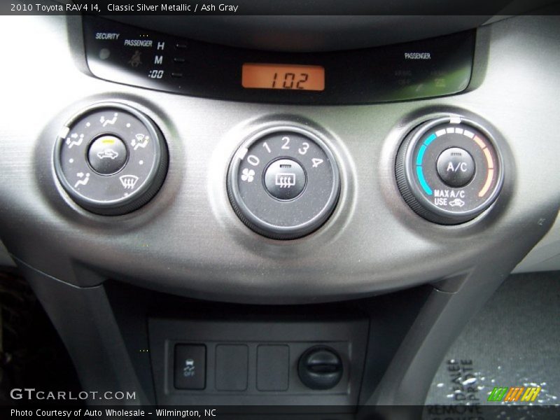 Classic Silver Metallic / Ash Gray 2010 Toyota RAV4 I4