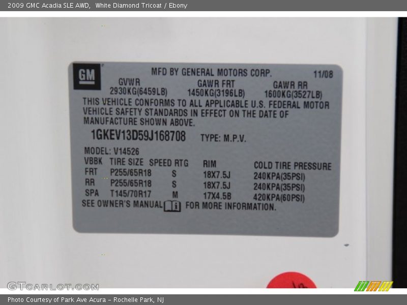 White Diamond Tricoat / Ebony 2009 GMC Acadia SLE AWD