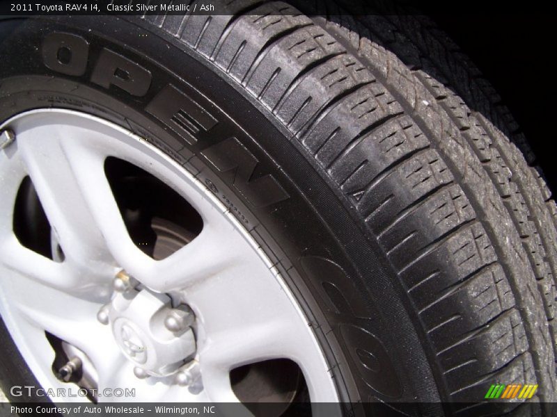 Classic Silver Metallic / Ash 2011 Toyota RAV4 I4