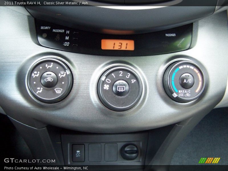 Classic Silver Metallic / Ash 2011 Toyota RAV4 I4