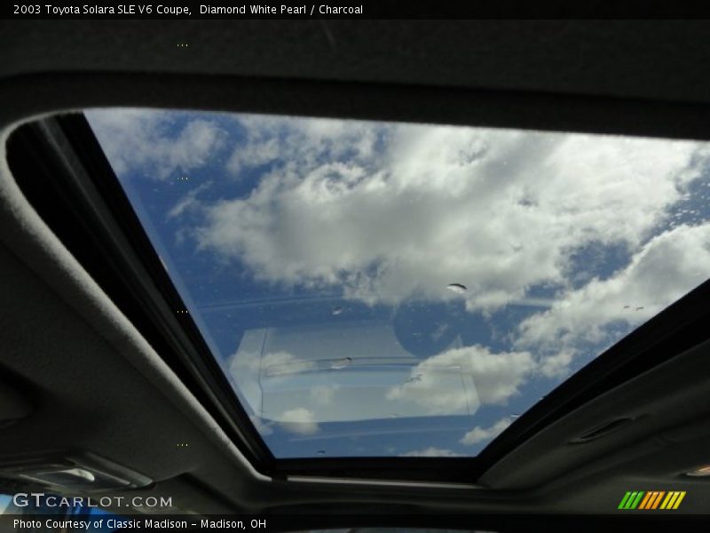 Diamond White Pearl / Charcoal 2003 Toyota Solara SLE V6 Coupe