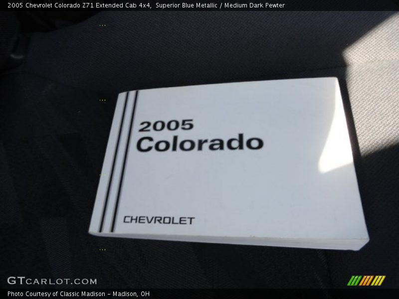 Superior Blue Metallic / Medium Dark Pewter 2005 Chevrolet Colorado Z71 Extended Cab 4x4