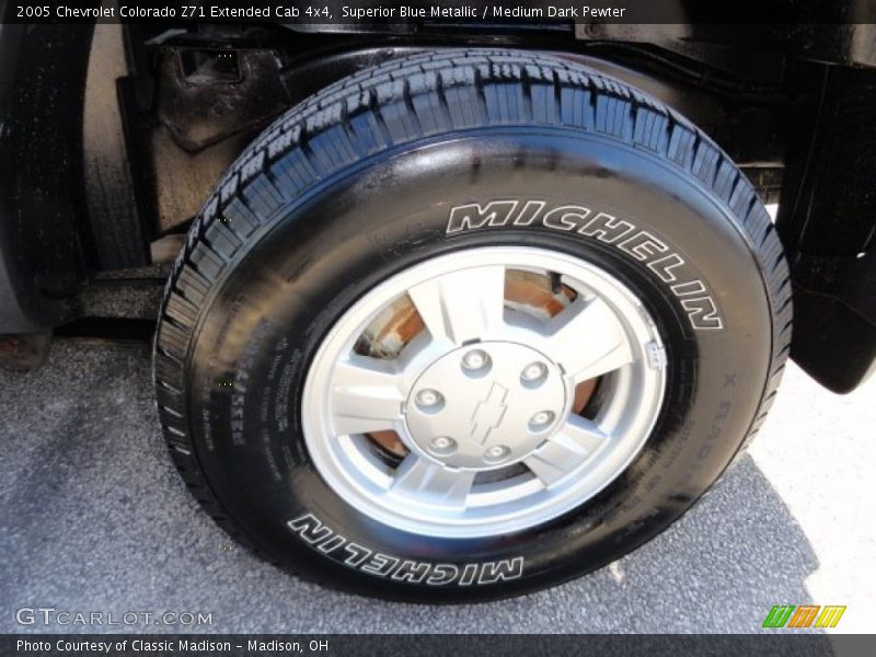Superior Blue Metallic / Medium Dark Pewter 2005 Chevrolet Colorado Z71 Extended Cab 4x4