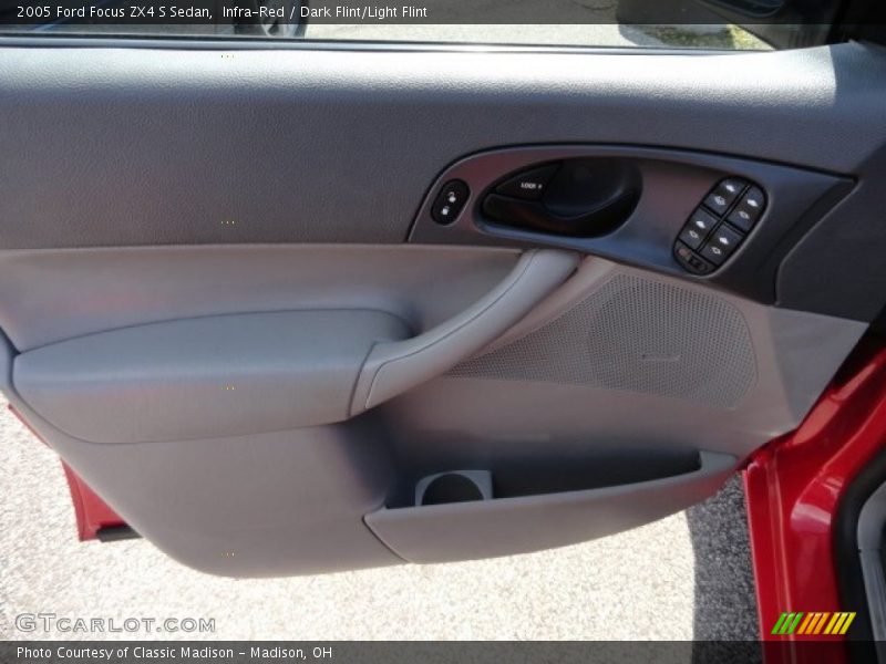Infra-Red / Dark Flint/Light Flint 2005 Ford Focus ZX4 S Sedan