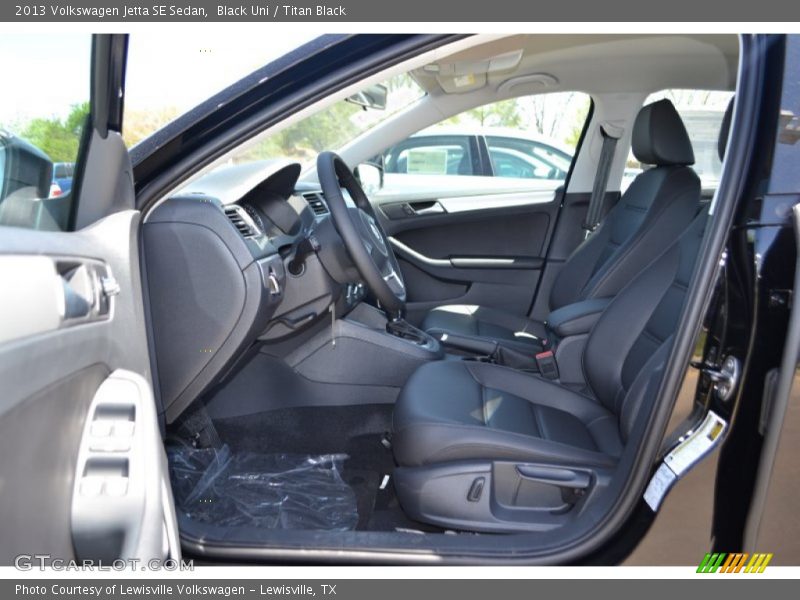 Black Uni / Titan Black 2013 Volkswagen Jetta SE Sedan