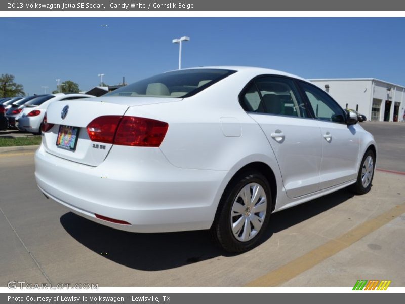 Candy White / Cornsilk Beige 2013 Volkswagen Jetta SE Sedan