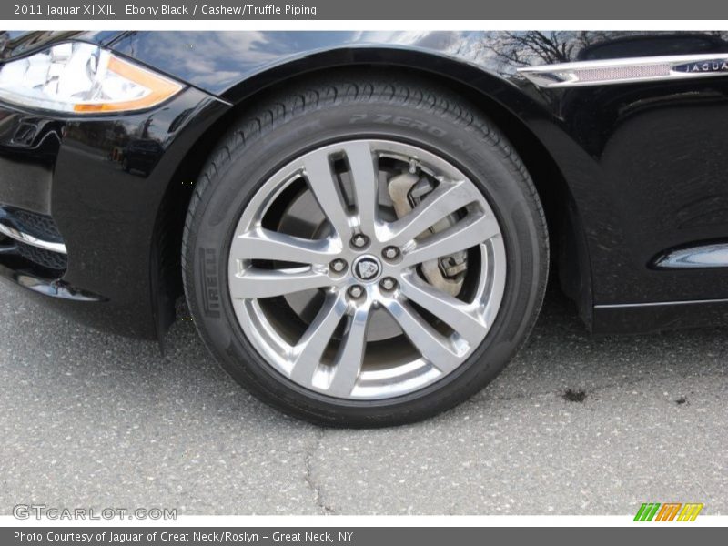 Ebony Black / Cashew/Truffle Piping 2011 Jaguar XJ XJL