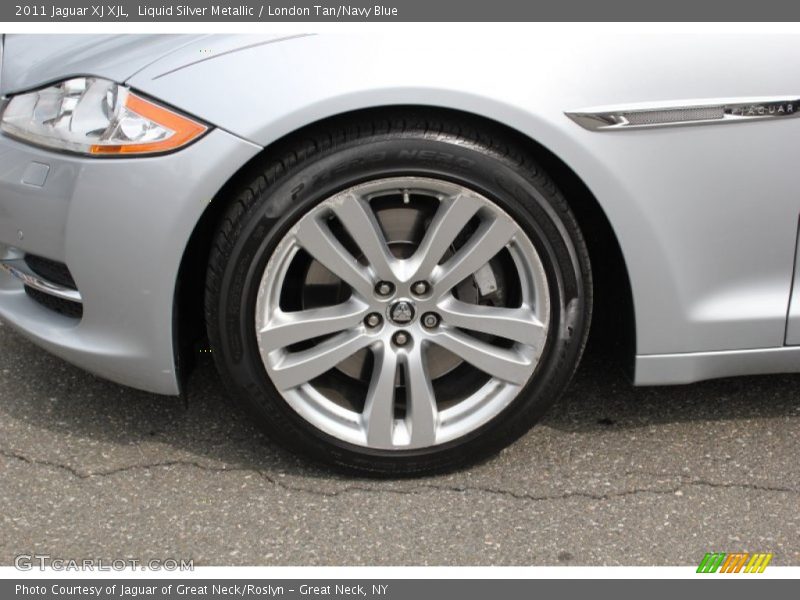 Liquid Silver Metallic / London Tan/Navy Blue 2011 Jaguar XJ XJL