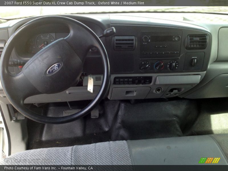 Oxford White / Medium Flint 2007 Ford F550 Super Duty XL Crew Cab Dump Truck