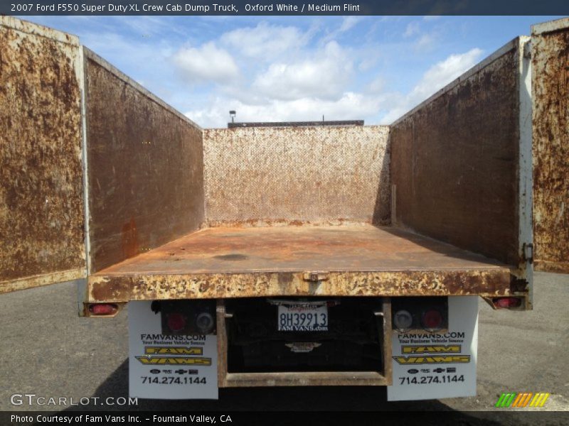 Oxford White / Medium Flint 2007 Ford F550 Super Duty XL Crew Cab Dump Truck
