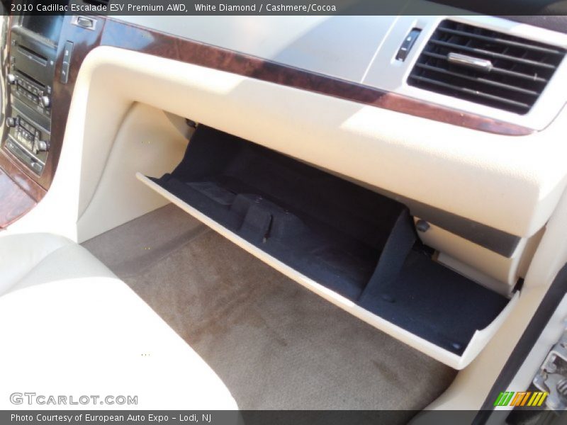White Diamond / Cashmere/Cocoa 2010 Cadillac Escalade ESV Premium AWD