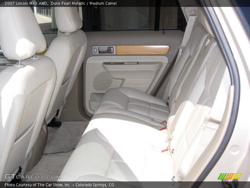 Dune Pearl Metallic / Medium Camel 2007 Lincoln MKX AWD