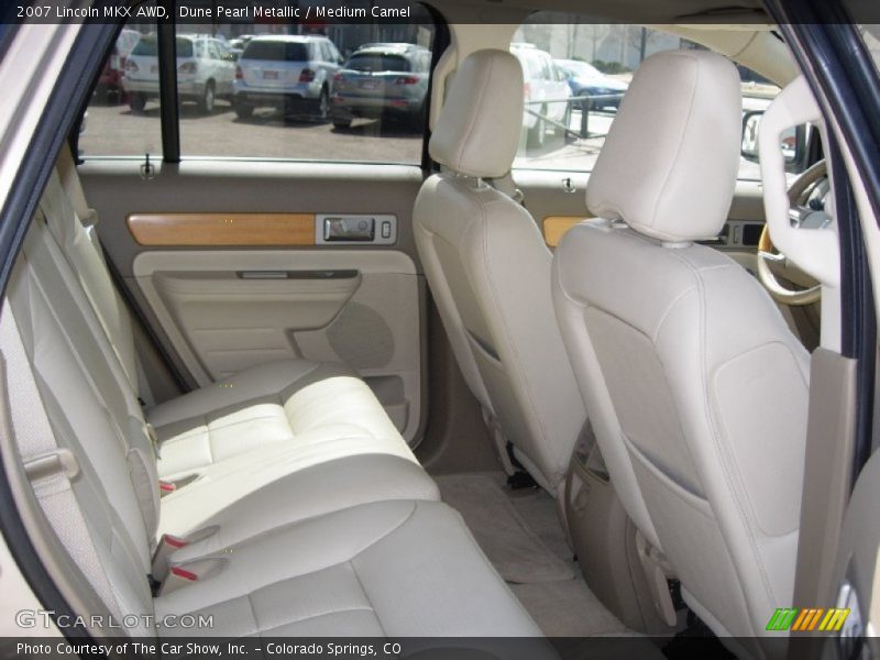 Dune Pearl Metallic / Medium Camel 2007 Lincoln MKX AWD