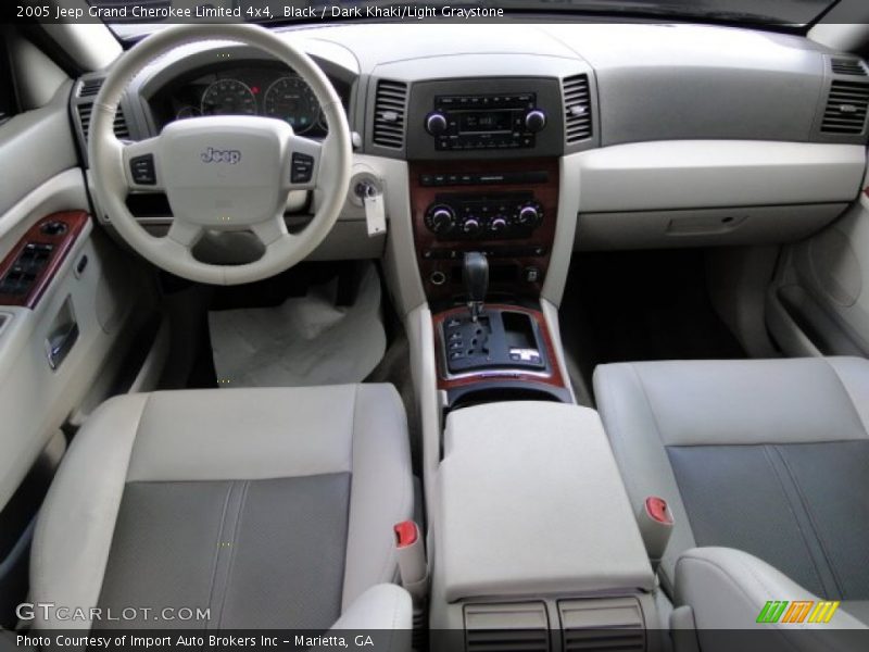 Black / Dark Khaki/Light Graystone 2005 Jeep Grand Cherokee Limited 4x4