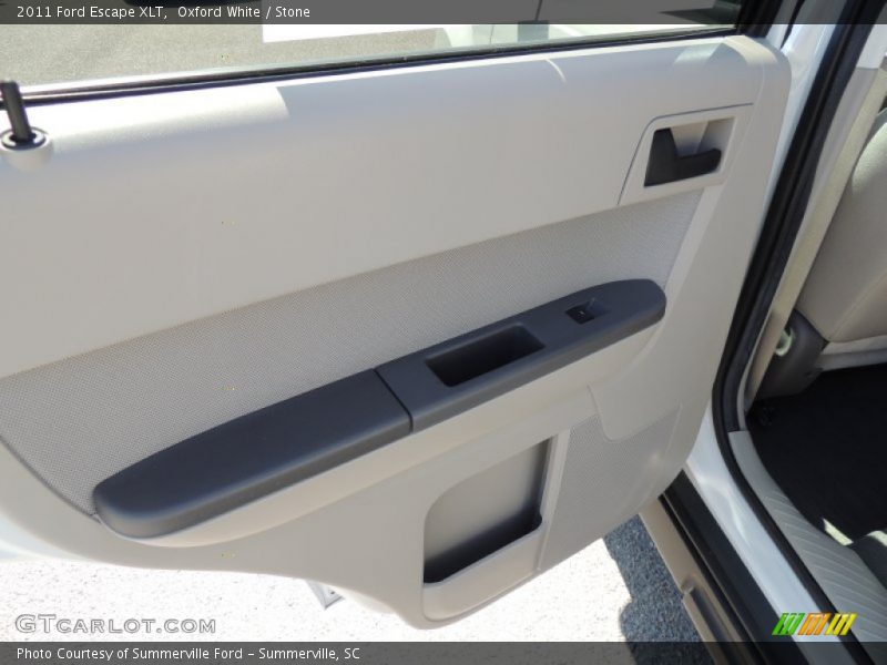 Oxford White / Stone 2011 Ford Escape XLT