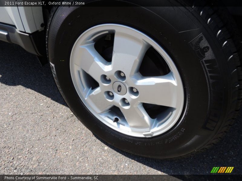 Oxford White / Stone 2011 Ford Escape XLT
