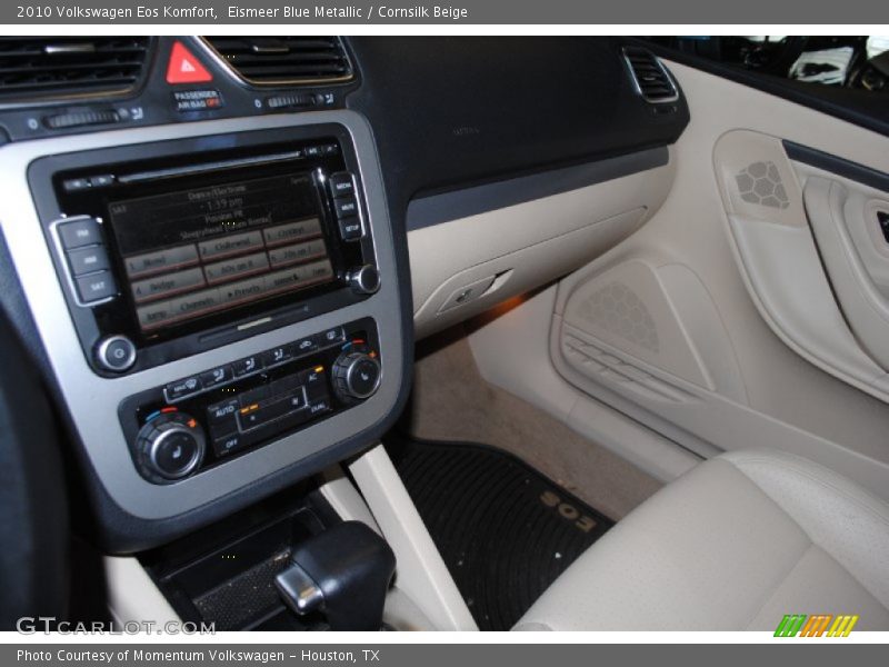 Eismeer Blue Metallic / Cornsilk Beige 2010 Volkswagen Eos Komfort
