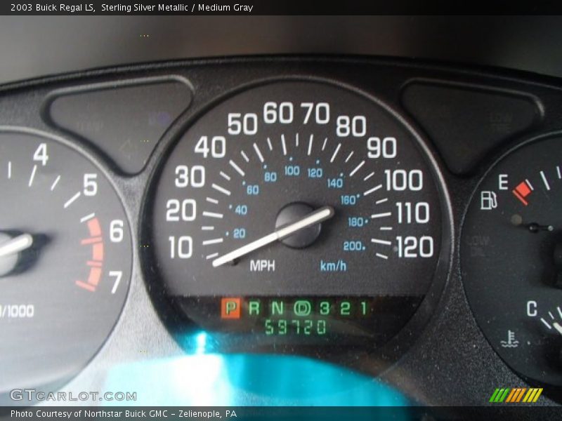 Sterling Silver Metallic / Medium Gray 2003 Buick Regal LS