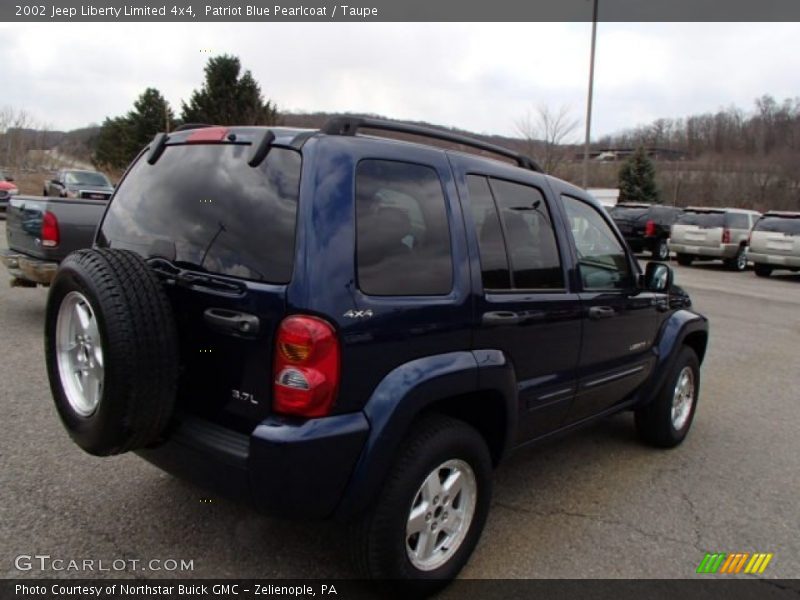 Patriot Blue Pearlcoat / Taupe 2002 Jeep Liberty Limited 4x4