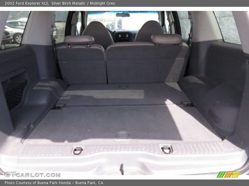 Silver Birch Metallic / Midnight Grey 2002 Ford Explorer XLS