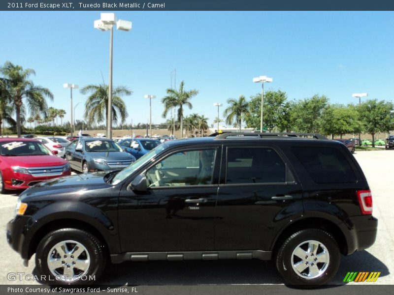 Tuxedo Black Metallic / Camel 2011 Ford Escape XLT