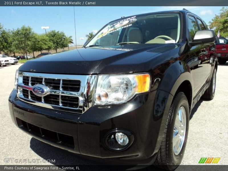 Tuxedo Black Metallic / Camel 2011 Ford Escape XLT