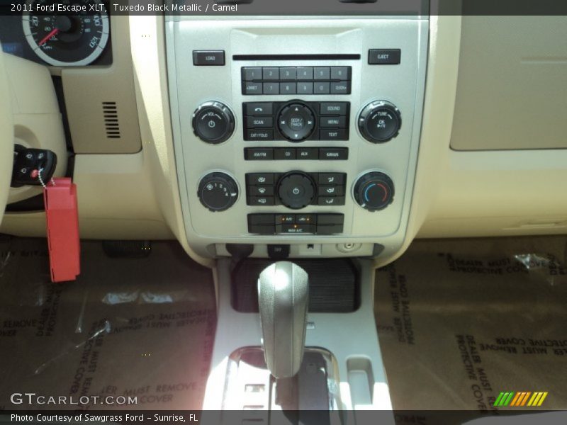Tuxedo Black Metallic / Camel 2011 Ford Escape XLT