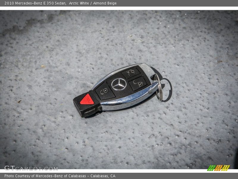 Arctic White / Almond Beige 2010 Mercedes-Benz E 350 Sedan