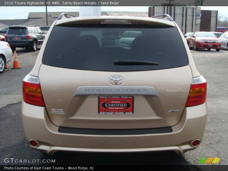 Sandy Beach Metallic / Sand Beige 2010 Toyota Highlander V6 4WD