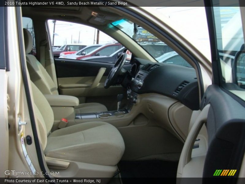 Sandy Beach Metallic / Sand Beige 2010 Toyota Highlander V6 4WD