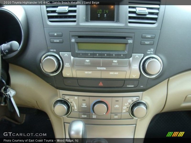 Sandy Beach Metallic / Sand Beige 2010 Toyota Highlander V6 4WD
