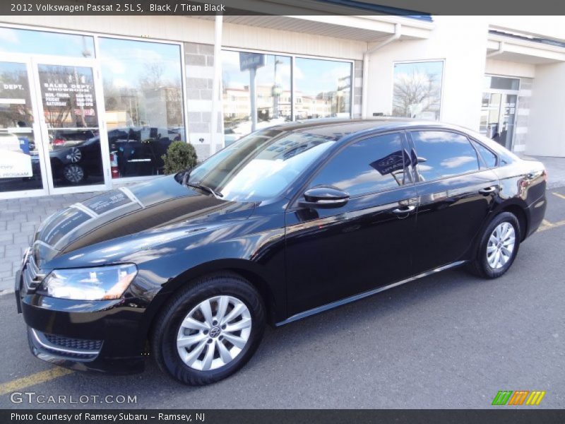 Black / Titan Black 2012 Volkswagen Passat 2.5L S