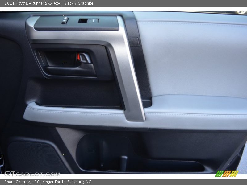 Black / Graphite 2011 Toyota 4Runner SR5 4x4