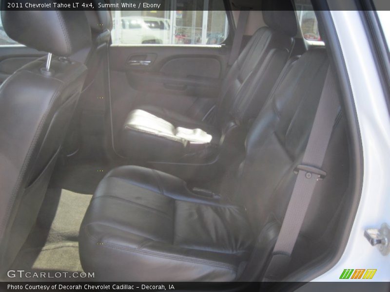 Summit White / Ebony 2011 Chevrolet Tahoe LT 4x4