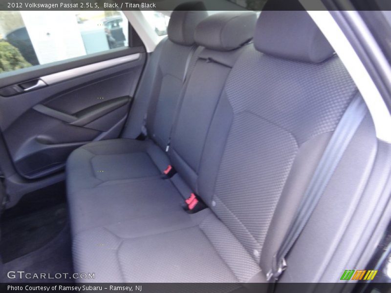 Black / Titan Black 2012 Volkswagen Passat 2.5L S